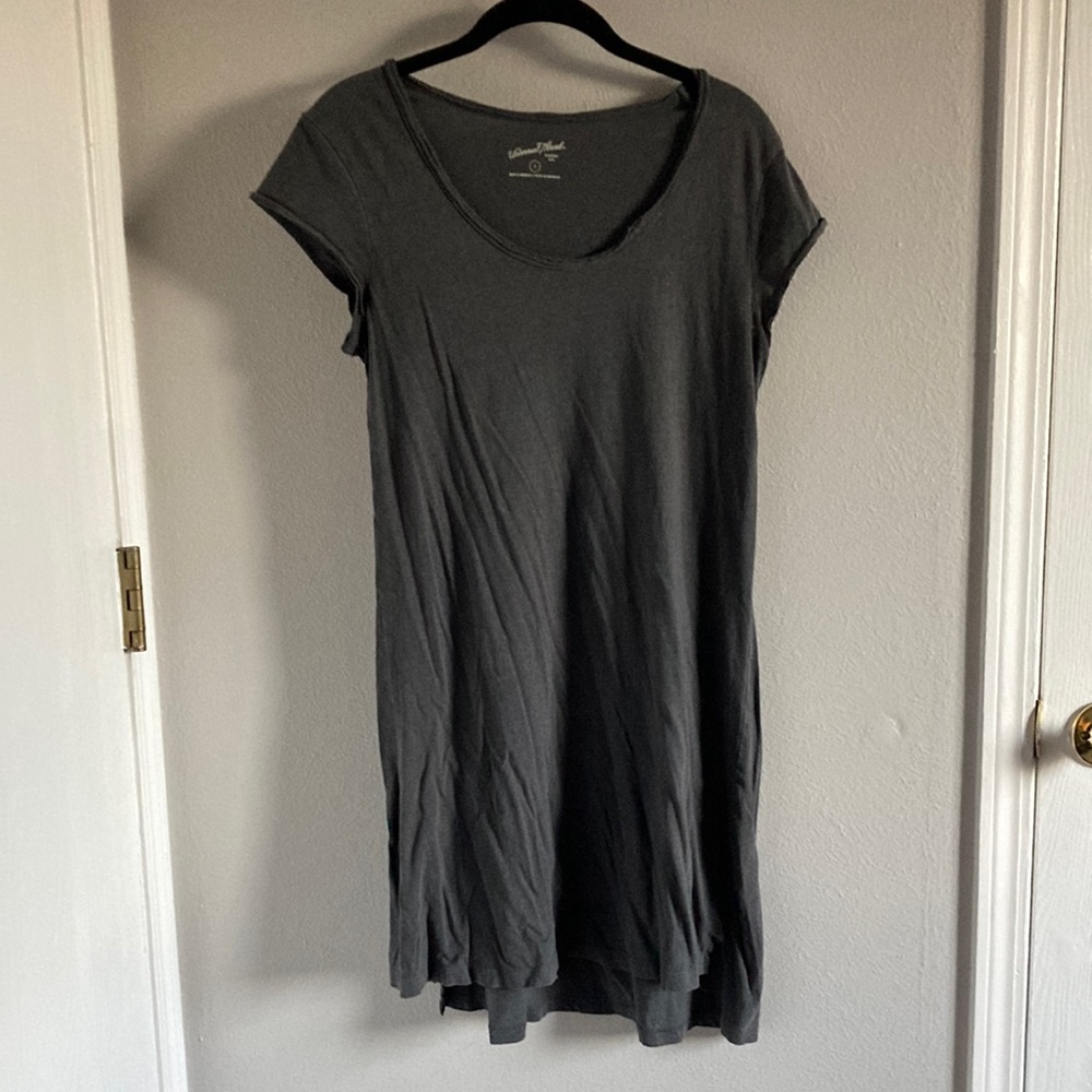 Women’s Universal Thread Gray T-Shirt Dress Size Small